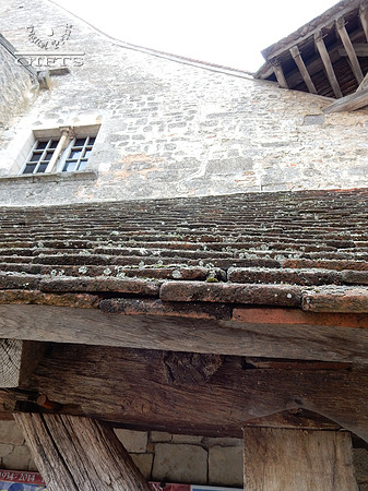 VIN06 Clos de Vougeot Vineyard Roof and Timbers