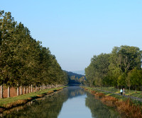 Autum02 Tranquil Burgundy Canal In The Morning